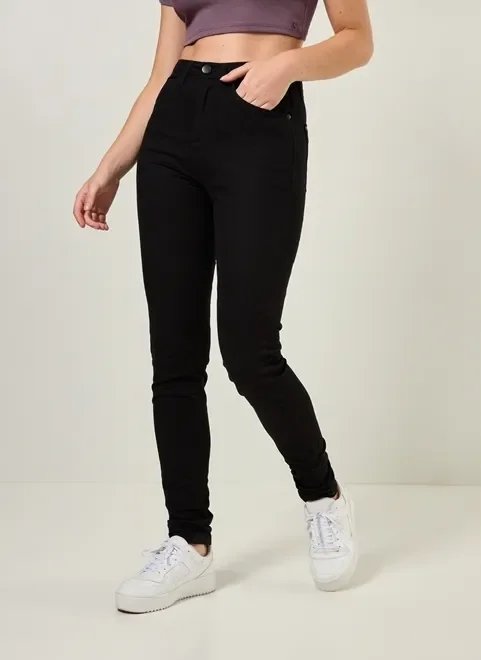 calça skinny em sarja preta calça skinny em sarja preta