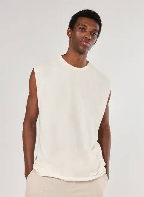 regata em malha cortada a fio regata em malha cortada a fio