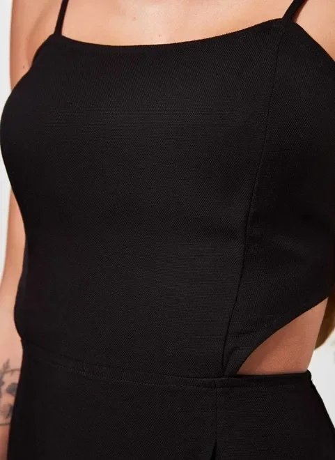 vestido macaquinho cut out vestido macaquinho cut out