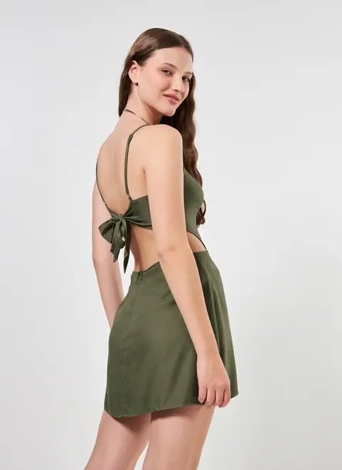 vestido macaquinho cut out vestido macaquinho cut out