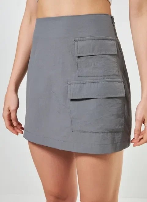 saia cargo cinza em nylon saia cargo cinza em nylon