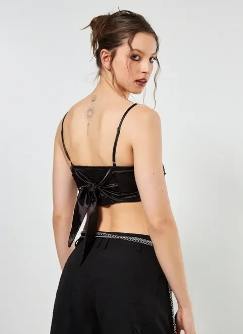 cropped lenço em cetim cropped lenço em cetim