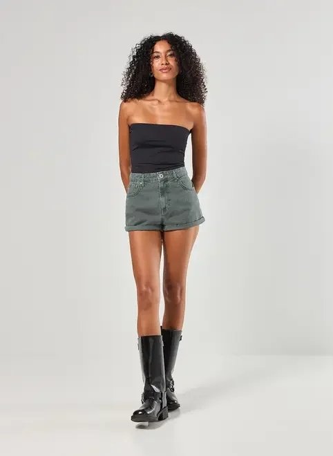 short mom em sarja com elástico short mom em sarja com elástico