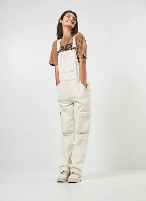 macacão em sarja off-white cargo macacão em sarja off-white cargo