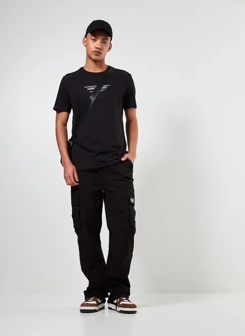 calça em sarja reta cargo calça em sarja reta cargo