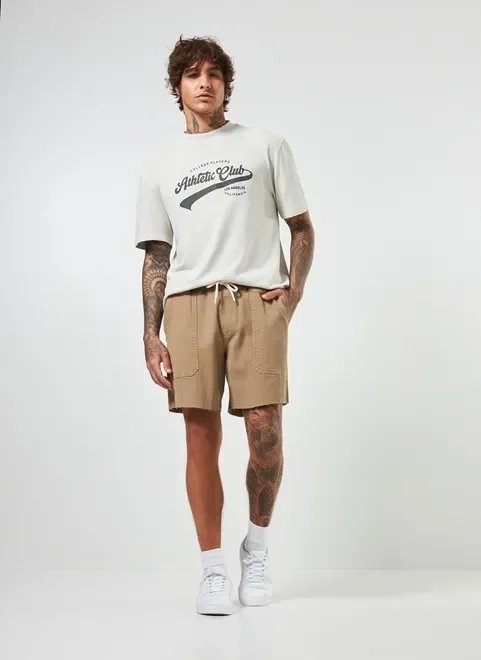 bermuda em sarja canelada caqui bermuda em sarja canelada caqui