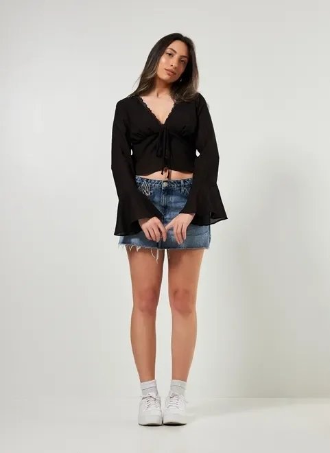 blusa de chiffon preta com rendinha blusa de chiffon preta com rendinha