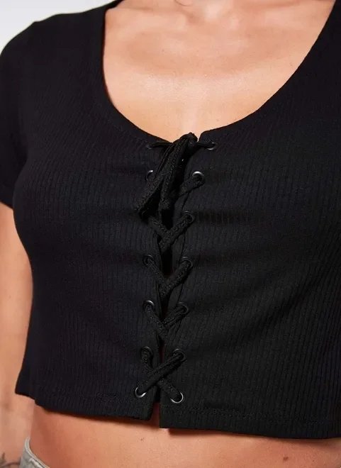 blusa cropped preta amarração transpassada blusa cropped preta amarração transpassada