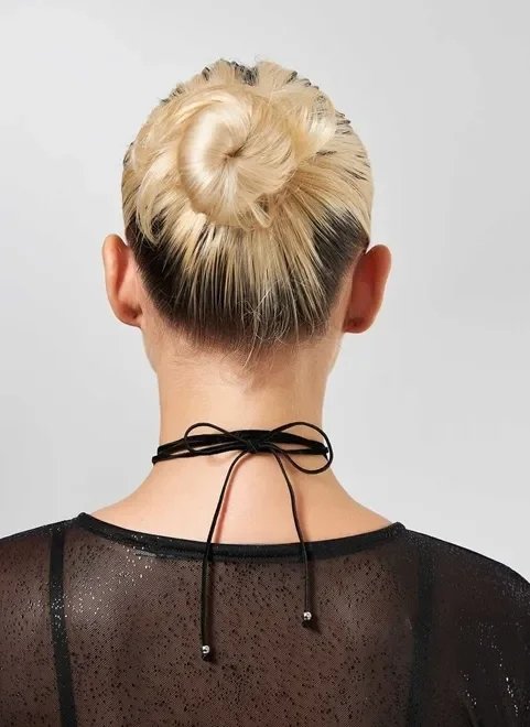 colar de cordão preto com coração colar de cordão preto com coração