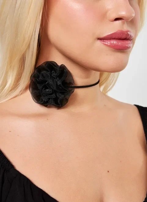 choker com flor de tecido choker com flor de tecido