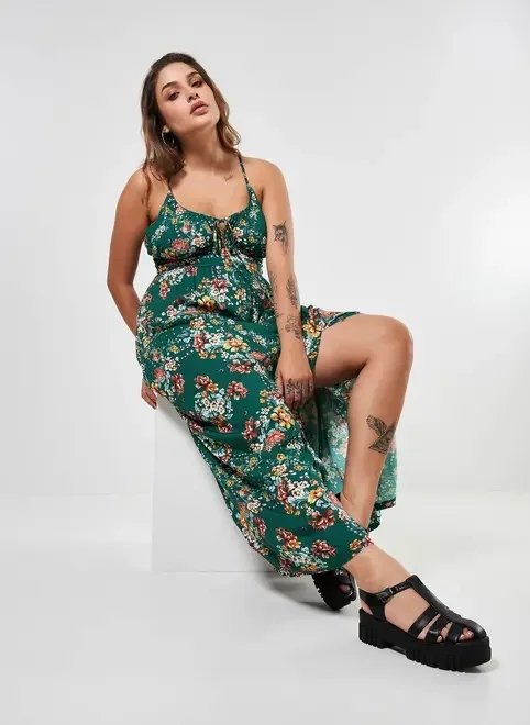 vestido midi verde com floral vestido midi verde com floral