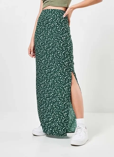 saia longa verde com florzinhas saia longa verde com florzinhas