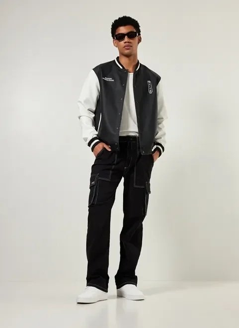 jaqueta college em poliuretano jaqueta college em poliuretano