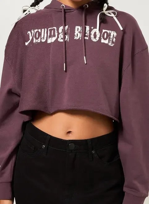 blusão de moletom cropped com capuz blusão de moletom cropped com capuz