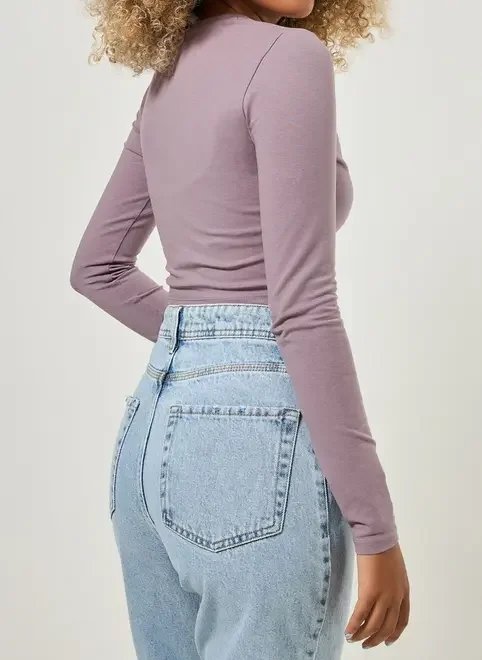 blusa cropped básica manga longa blusa cropped básica manga longa