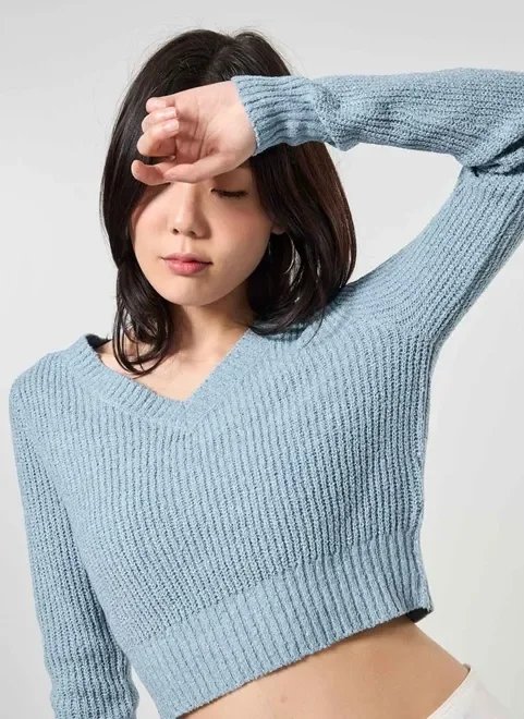 tricô cropped manga longa decote v tricô cropped manga longa decote v