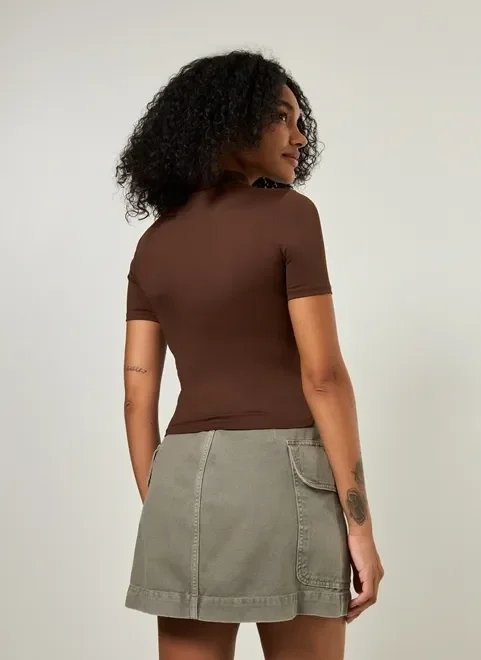 blusa com golinha em poliamida blusa com golinha em poliamida