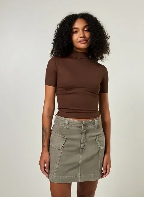 blusa com golinha em poliamida blusa com golinha em poliamida