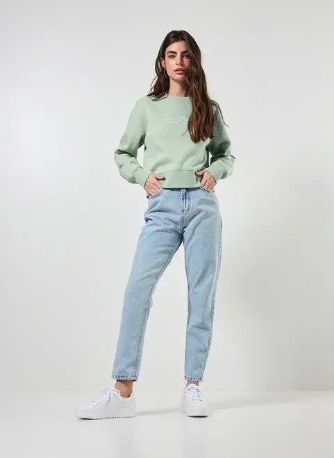 moletom verde seco com bordado moletom verde seco com bordado