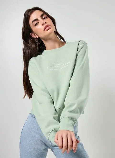 moletom verde seco com bordado moletom verde seco com bordado