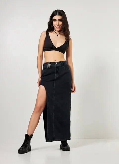 top decote v preto top decote v preto