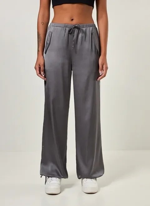 calça parachute em cetim calça parachute em cetim