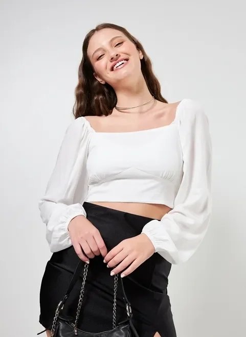 cropped manga longa bufante off-white cropped manga longa bufante off-white