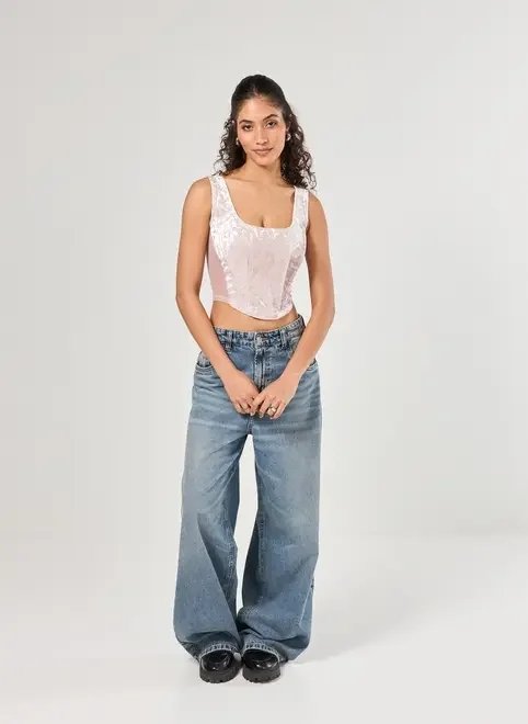 corselet em veludo rosa com tule corselet em veludo rosa com tule