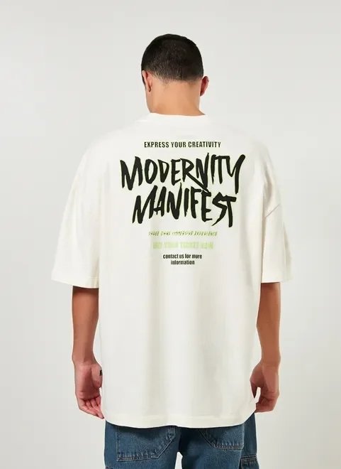 camiseta oversized estampa nas costas camiseta oversized estampa nas costas