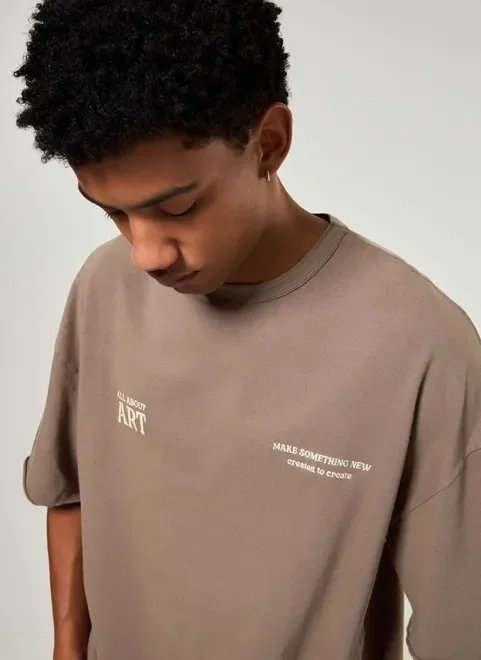 camiseta oversized estruturada marrom camiseta oversized estruturada marrom