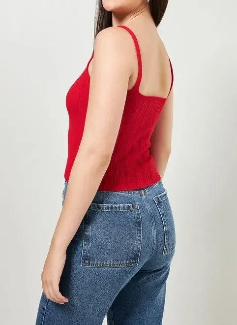 blusa de alcinha em tricô canelado blusa de alcinha em tricô canelado