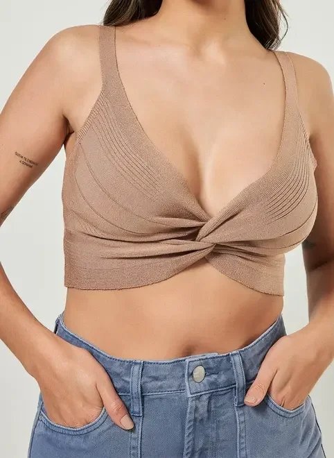 top torcido em tricô canelado top torcido em tricô canelado