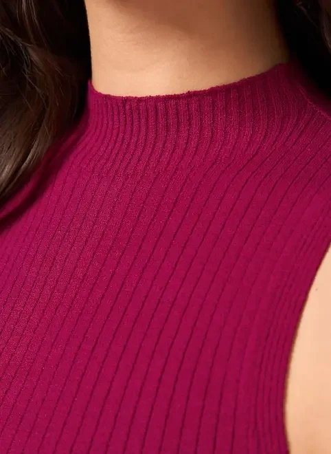 cropped em tricô rosa com golinha cropped em tricô rosa com golinha