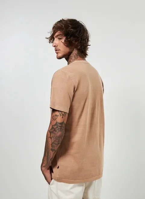 camiseta marrom estonada montanhas camiseta marrom estonada montanhas