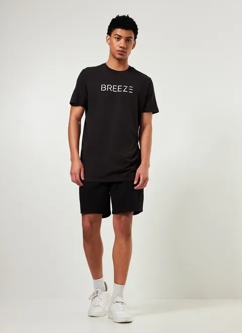 camiseta alongada preta escrito breeze camiseta alongada preta escrito breeze