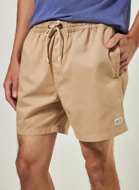 bermuda short em sarja caqui bermuda short em sarja caqui