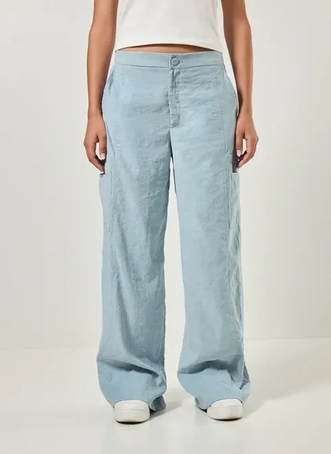 calça cargo de cintura baixa em tecido calça cargo de cintura baixa em tecido