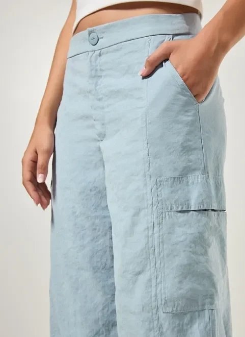 calça cargo de cintura baixa em tecido calça cargo de cintura baixa em tecido