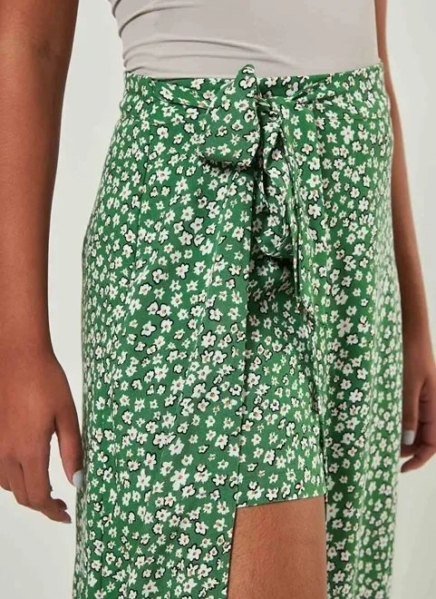 saia midi com shortinho verde floral saia midi com shortinho verde floral