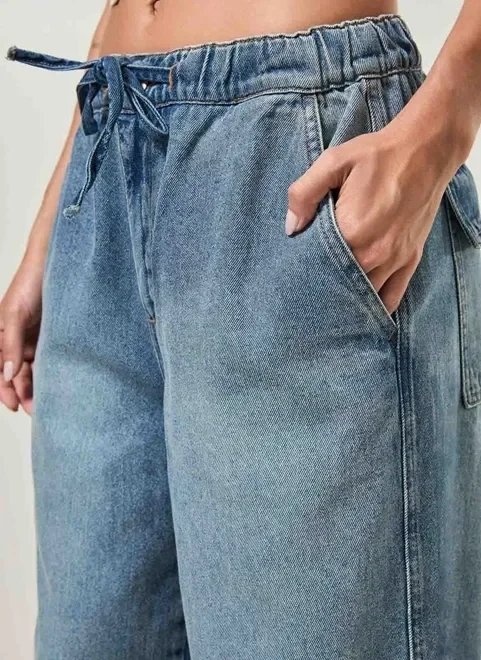 calça jeans loose com elástico calça jeans loose com elástico