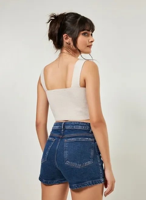short jeans hot pants com botões short jeans hot pants com botões