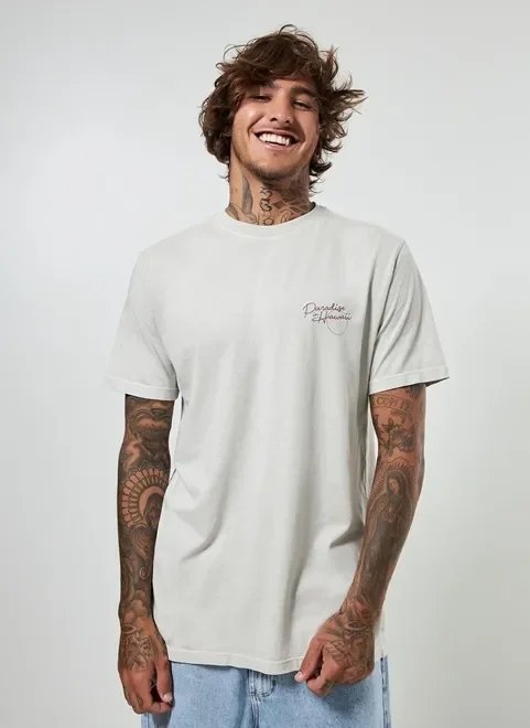 camiseta estonada estampa praiana nas costas camiseta estonada estampa praiana nas costas