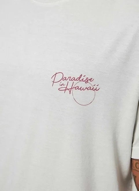camiseta estonada estampa praiana nas costas camiseta estonada estampa praiana nas costas