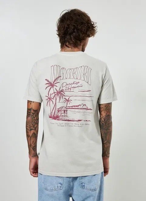camiseta estonada estampa praiana nas costas camiseta estonada estampa praiana nas costas