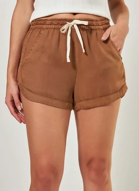 short em sarja leve marrom short em sarja leve marrom