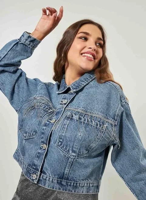 jaqueta jeans com franjas de strass jaqueta jeans com franjas de strass