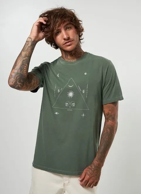 camiseta verde militar estampa mística camiseta verde militar estampa mística