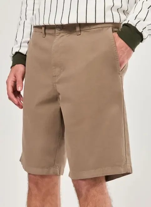 bermuda em sarja lisa bermuda em sarja lisa