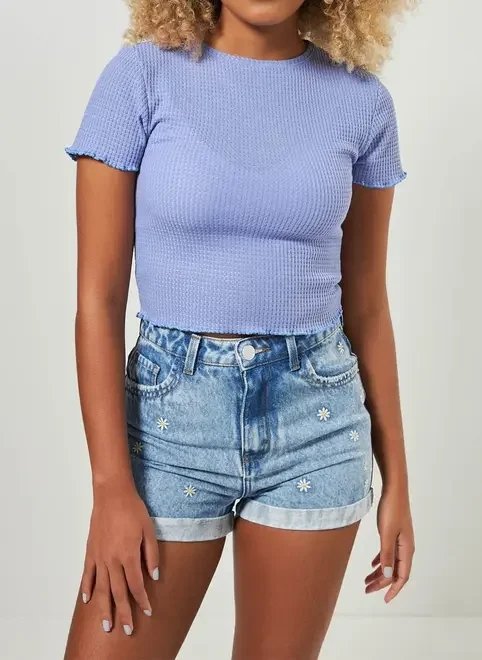 blusa mini tee em malha texturizada blusa mini tee em malha texturizada