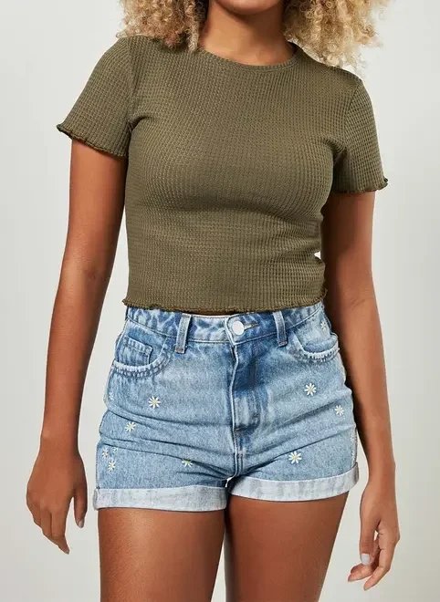 blusa mini tee em malha texturizada blusa mini tee em malha texturizada